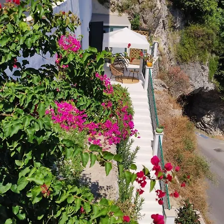 Nina La Torretta Bed & Breakfast Pontone