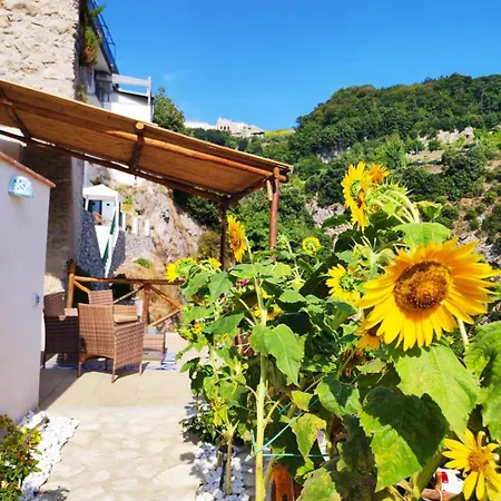 Nina La Torretta Bed & Breakfast