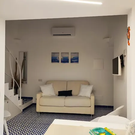 Nina La Torretta Bed & Breakfast *